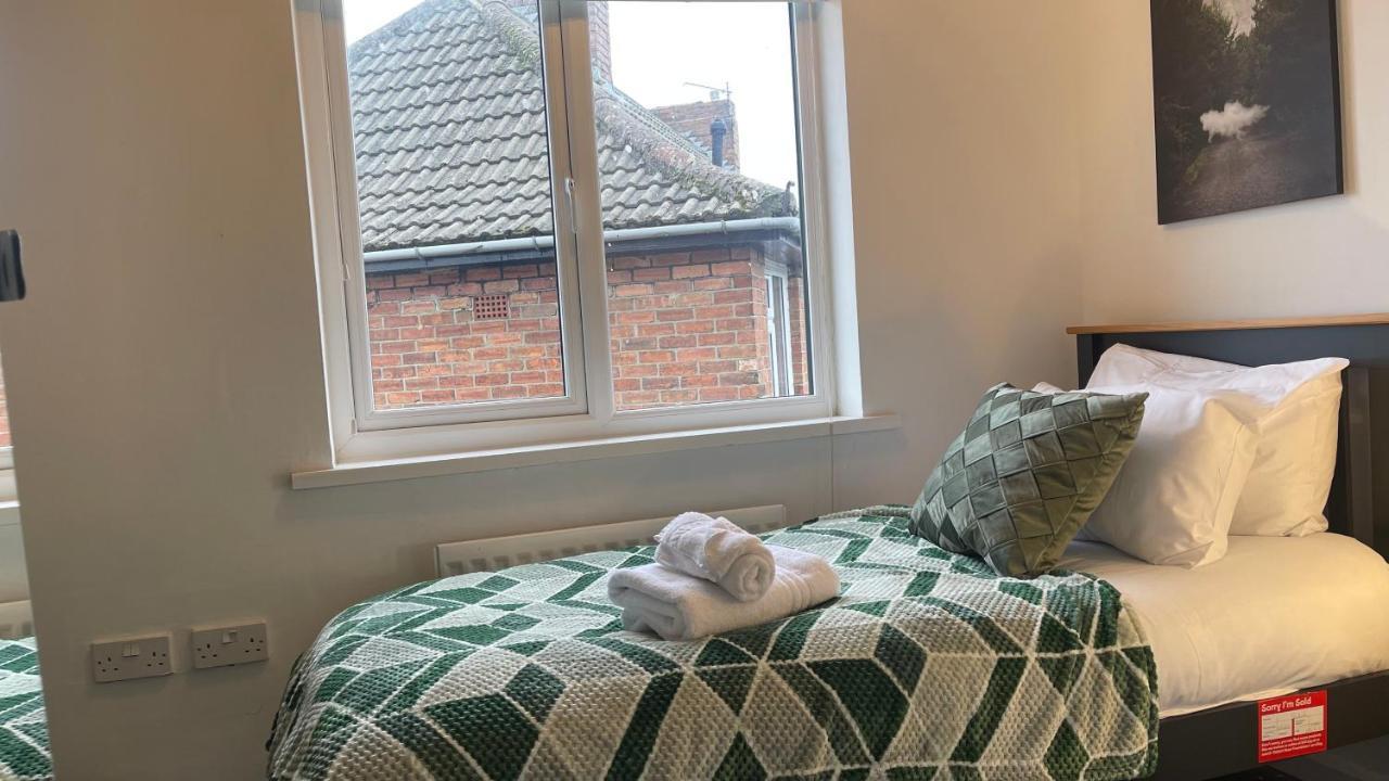 Fully Serviced Three Bed House In Durham Ngoại thất bức ảnh