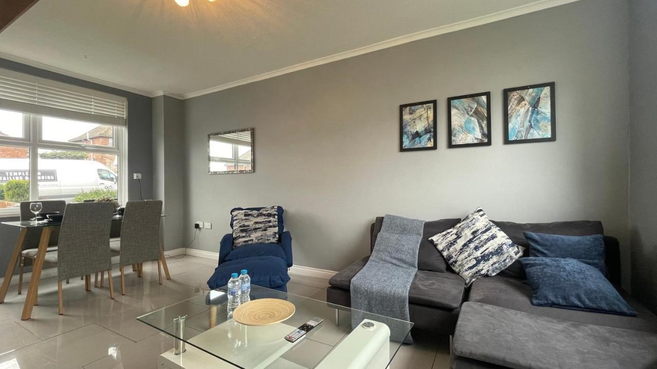 Fully Serviced Three Bed House In Durham Ngoại thất bức ảnh