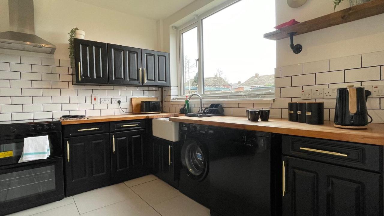 Fully Serviced Three Bed House In Durham Ngoại thất bức ảnh