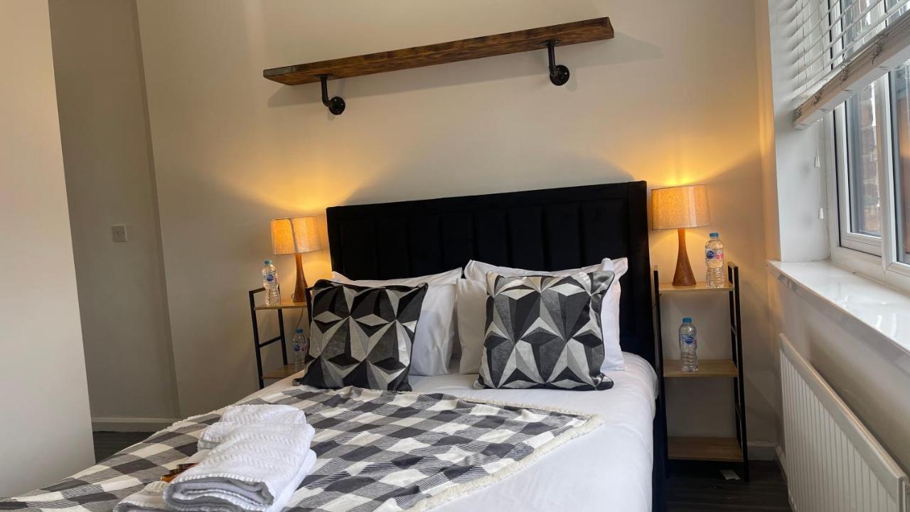 Fully Serviced Three Bed House In Durham Ngoại thất bức ảnh