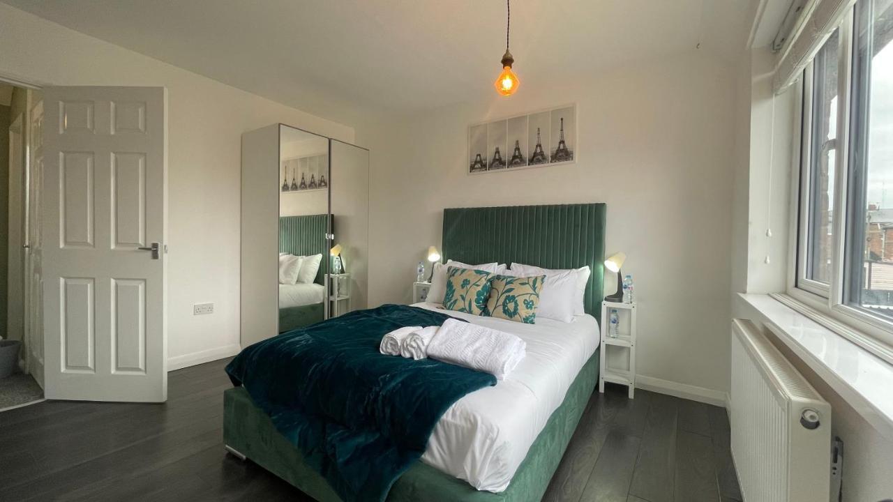 Fully Serviced Three Bed House In Durham Ngoại thất bức ảnh