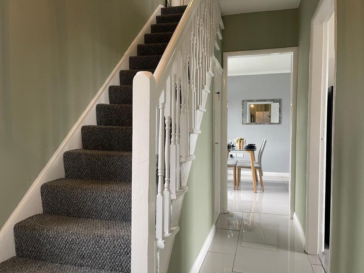 Fully Serviced Three Bed House In Durham Ngoại thất bức ảnh